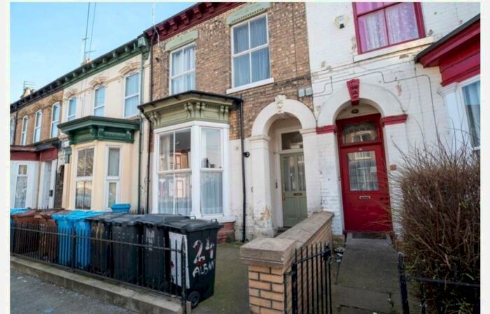 1 Bedroom Apartment To Rent In Albany Street, HU3