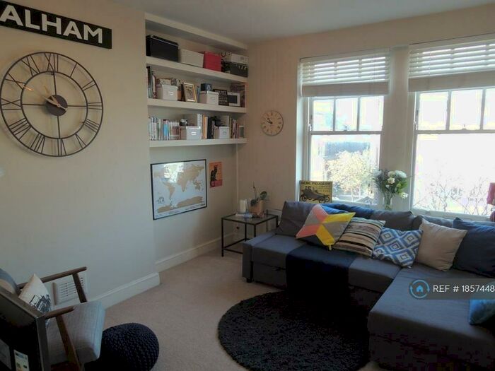 1 Bedroom Flat To Rent In Station Parade, Balham, SW12