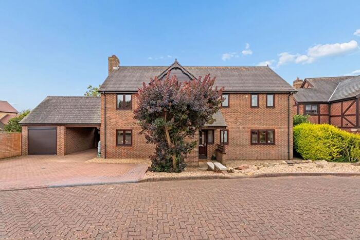 4 Bedroom Detached House For Sale In Midland Road, Olney, MK46