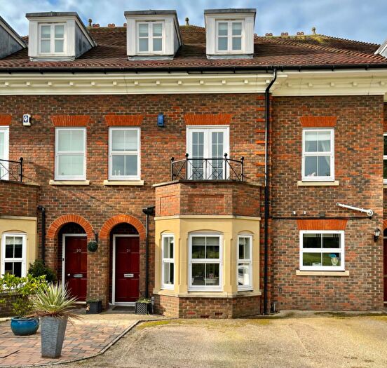 5 Bedroom Terraced House For Sale In Regents Drive, Woodford Green, IG8