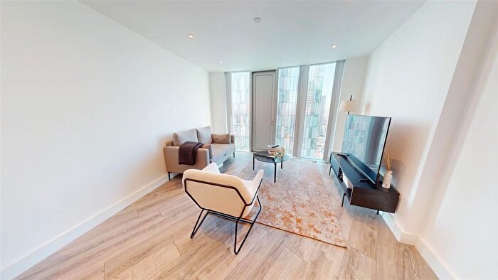 1 Bedroom Flat For Sale In Thr, Silvercroft Street, Manchester, M15