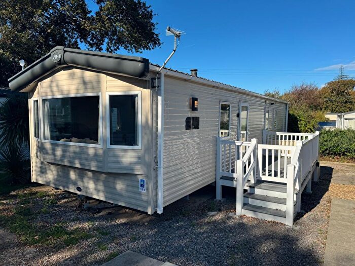 2 Bedroom Lodge For Sale In Abi Oakley, Solent Breezes Holiday Park, Warsash, Southampton, Hampshire, SO31
