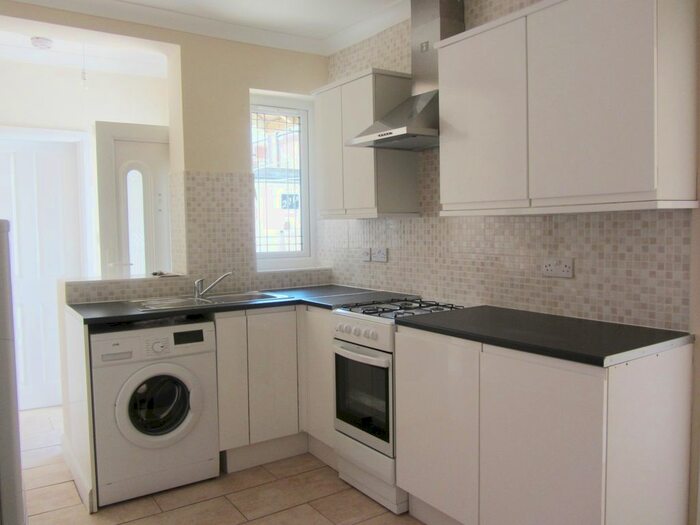 1 Bedroom Maisonette To Rent In Walton Road, Woking, GU21