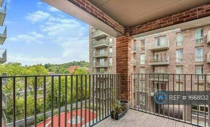 2 Bedroom Flat To Rent In Chesterton House, Harrow, HA1