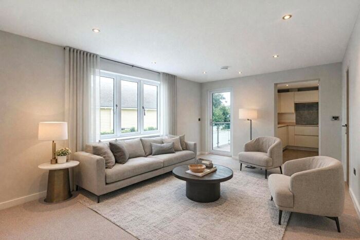 2 Bedroom Apartment For Sale In Delhi Close, Poole, Dorset, BH14