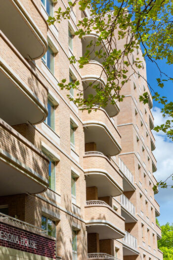 2 Bedroom Apartment For Sale In Verdica, Camden, NW1