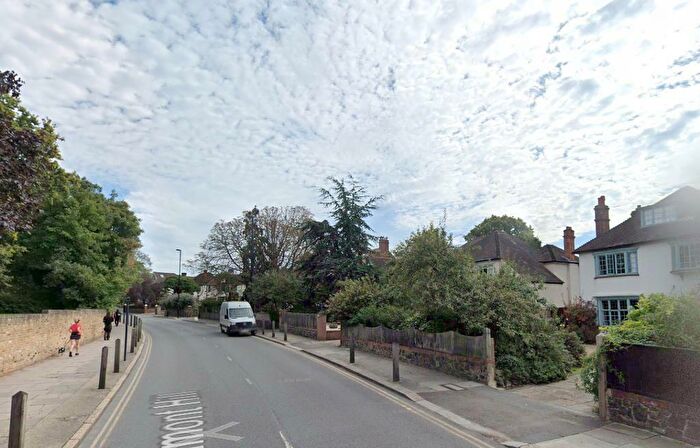 5 Bedroom Apartment To Rent In Belmont Hill, Lewisham, Blackheath, London, SE13