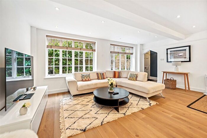 4 Bedroom Terraced House To Rent In Wyndham Mews, London, W1H