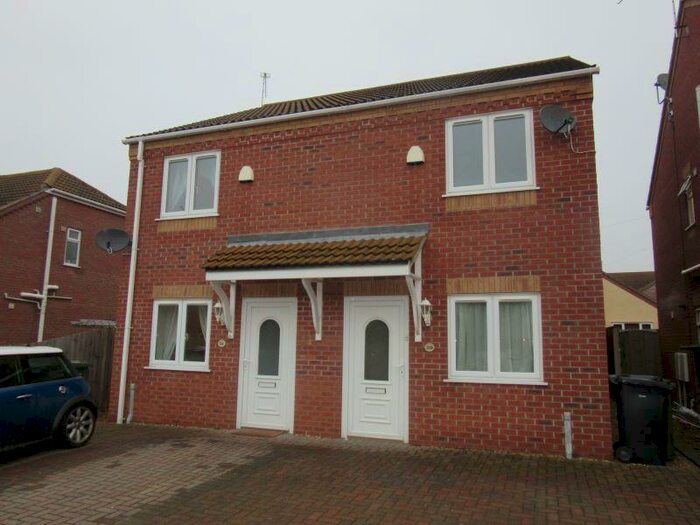 2 Bedroom Semi-Detached House To Rent In Crofters Close, King's Lynn, PE30