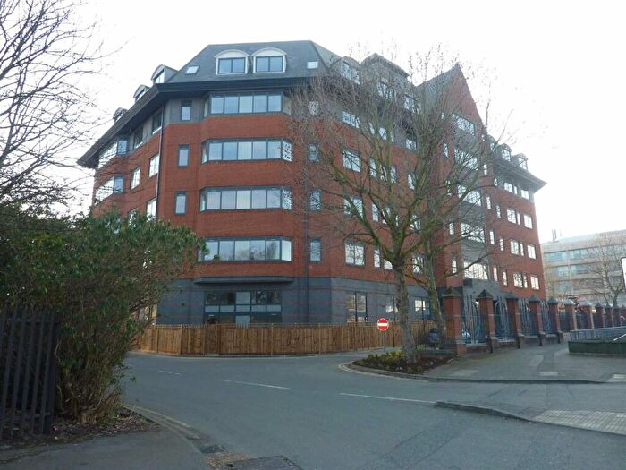 1 Bedroom Flat To Rent In Verona Apartmen Wellington StreetSloughBerkshire, TS50