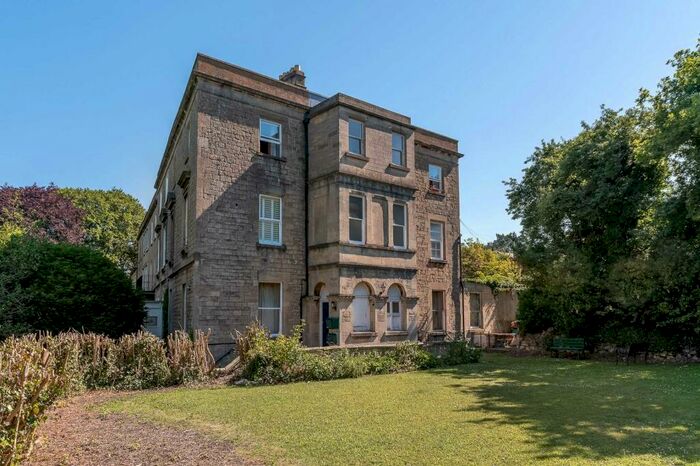 2 Bedroom Apartment To Rent In Beechen Cliff Road, BA2