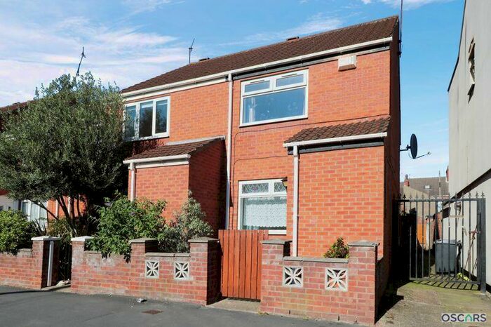 2 Bedroom Terraced House To Rent In Holland Street, Holderness Road, HU9