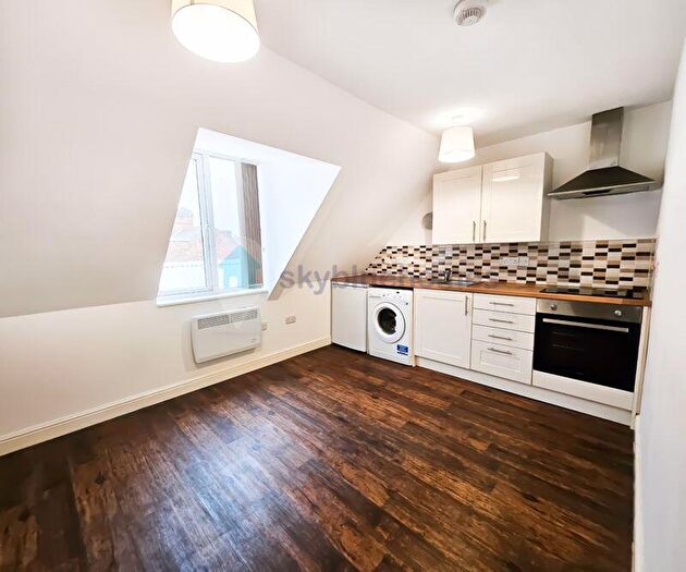 1 Bedroom Flat To Rent In Hinckley Road, Leicester, LE3