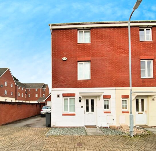 4 Bedroom Town House To Rent In Watkins Square, Llanishen, Cardiff, CF14