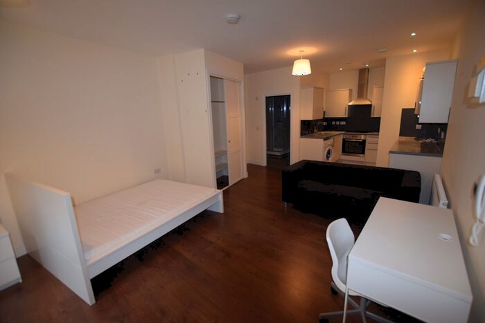 1 Bedroom Flat To Rent In St. Peters Road, Bournemouth, BH1