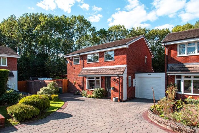 4 Bedroom Detached House For Sale In Paxford Close, Church Hill North, Redditch, Worcestershire, B98