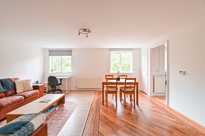 2 Bedroom Flat To Rent In Otter Close, London, E15