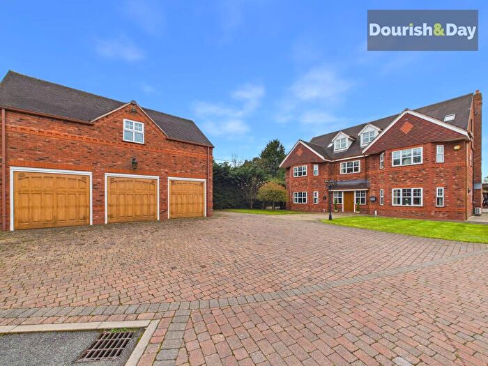 6 Bedroom Detached House For Sale In The Green, Milford, ST17