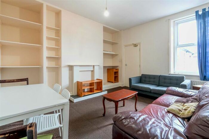 5 Bedroom Maisonette To Rent In Thornleigh Road, Jesmond, Newcastle Upon Tyne NE2