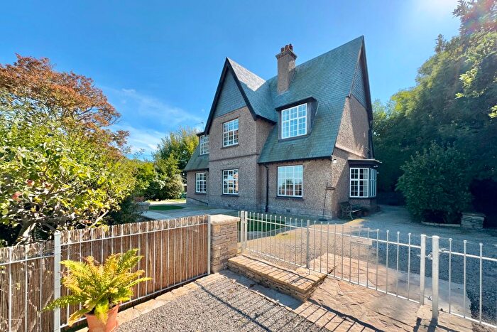 4 Bedroom Detached House For Sale In Drummond Road, Swanage, BH19