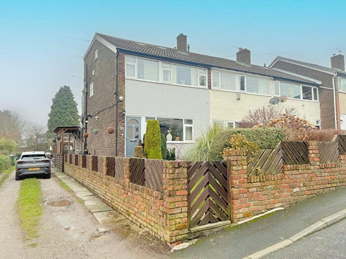 6 Bedroom Terraced House For Sale In Bottomley Street, Off Halifax Road, Bradford, BD6