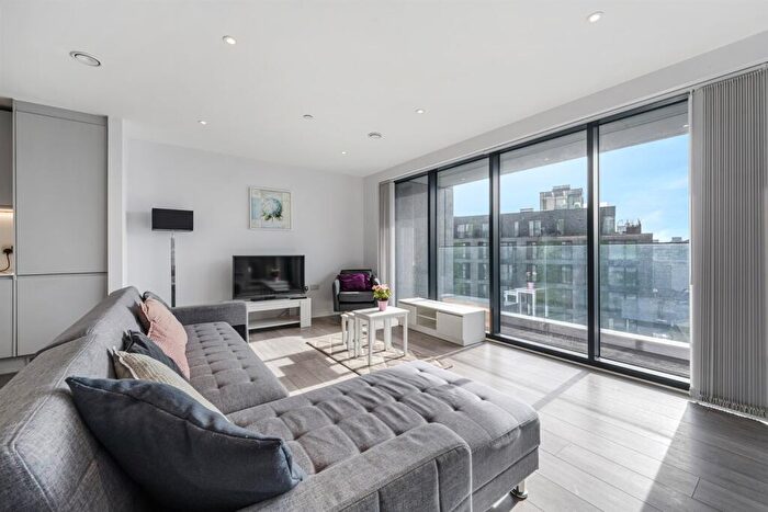 1 Bedroom Apartment For Sale In Local Blackfriars, M3