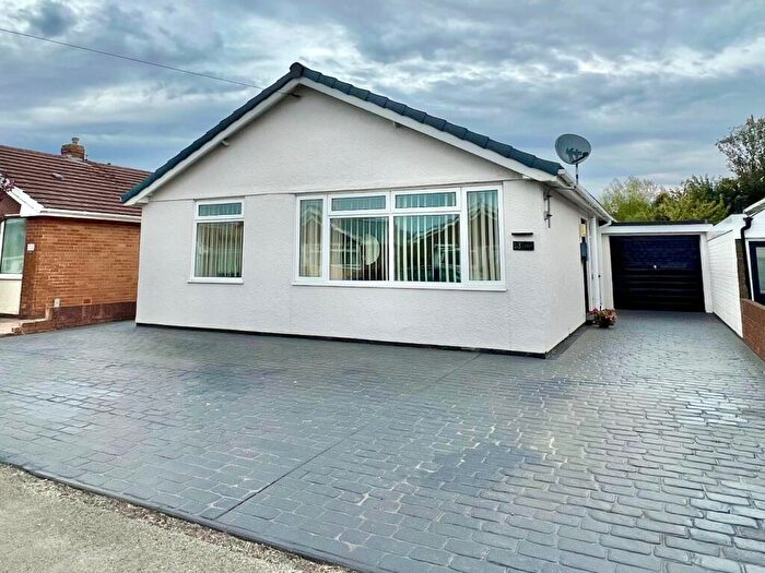 2 Bedroom Detached Bungalow For Sale In West End Avenue, Porthcawl, Bridgend County Borough, CF36