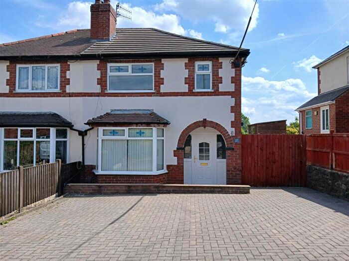 3 Bedroom Semi-Detached House To Rent In Thelma Avenue, Stoke-On-Trent, ST6