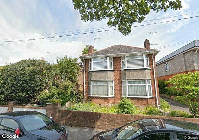 1 Bedroom Apartment For Sale In Castle Road, Bournemouth, Dorset, BH9