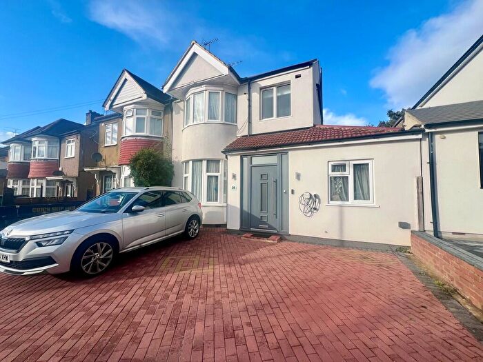 1 Bedroom Flat To Rent In Northumberland Road, Harrow, HA2