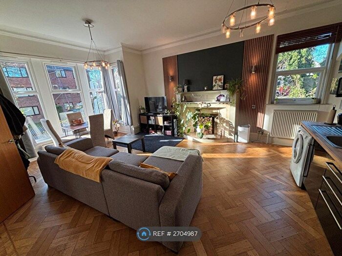 2 Bedroom Flat To Rent In Arncliffe Road, Leeds, LS16