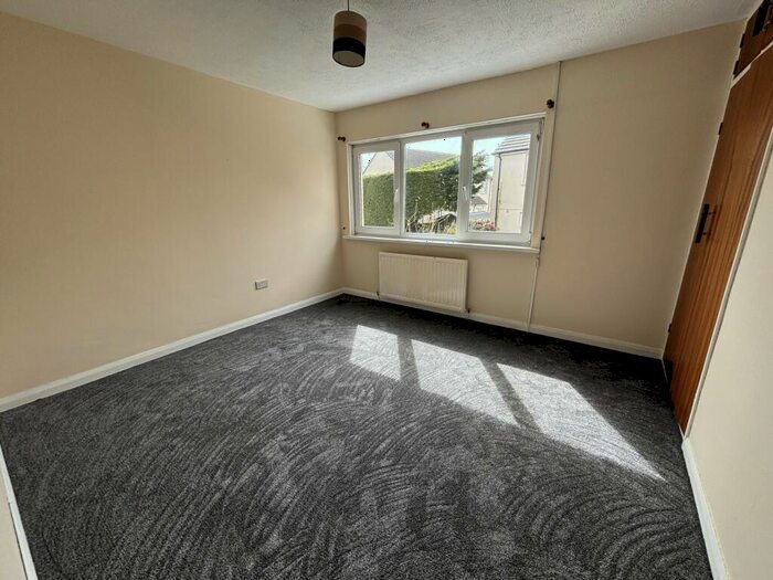 4 Bedroom Detached House For Sale In Pill Road, Milford Haven, Pembrokeshire, SA73