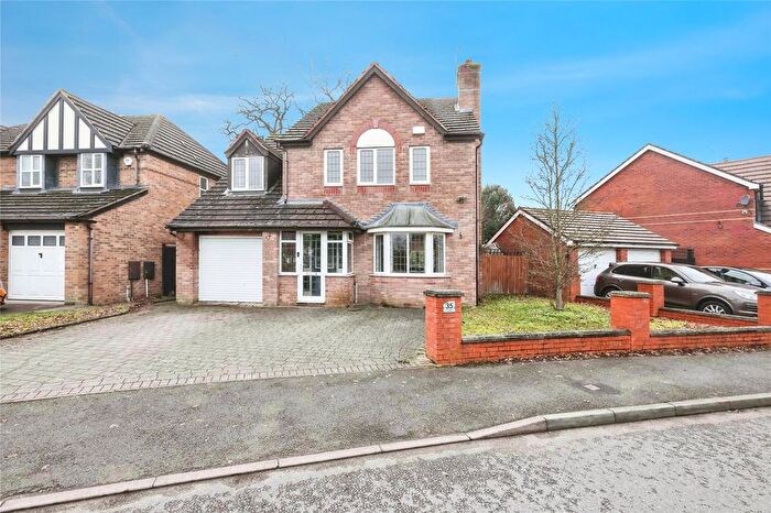 4 Bedroom Detached House For Sale In Maple Leaf Drive, Marston Green, West Midlands, B37