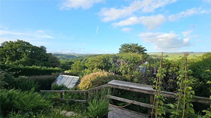 3 Bedroom Bungalow For Sale In Yelverton, Devon, PL20
