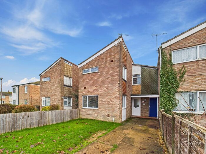 3 Bedroom Terraced House For Sale In Stowe View, Tingewick, MK18