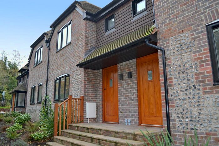 2 Bedroom Property To Rent In Storrington, West Sussex, RH20