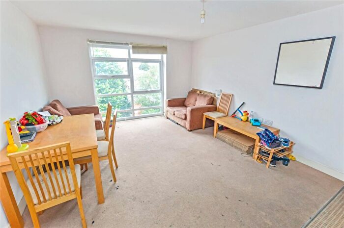 2 Bedroom Flat To Rent In Renolds House, Lamba Court, Everard Street, Salford, M5