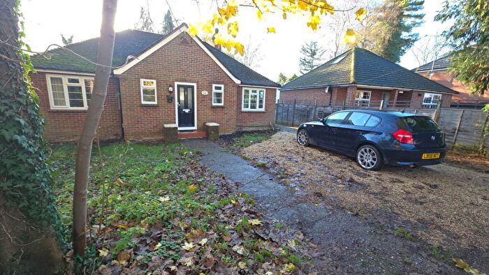 4 Bedroom Detached Bungalow For Sale In London Road, Newbury, Berkshire, RG14