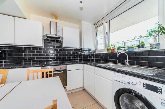 5 Bedroom Flat To Rent In Ibsley Gardens, London, SW15