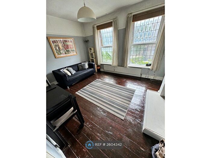 1 Bedroom Flat To Rent In Sussex, London, NW1