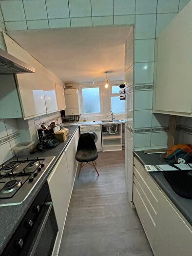 4 Bedroom Terraced House To Rent In Hillcross Avenue, Morden, SM4