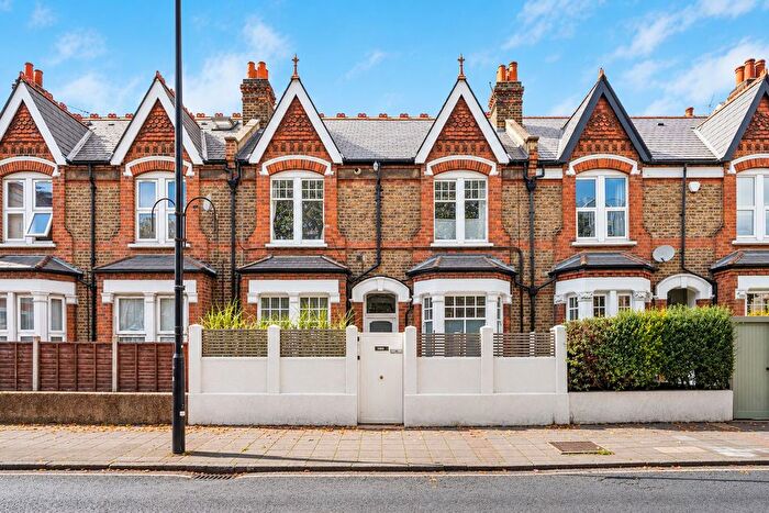 1 Bedroom Flat For Sale In South Ealing Road, Ealing, W5