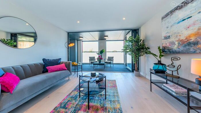 1 Bedroom Flat To Rent In Tottenham Lane, Crouch End, London, N8