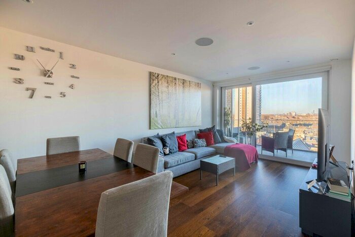 2 Bedroom Flat To Rent In Ingrebourne Apartments, Fulham Riverside, SW6