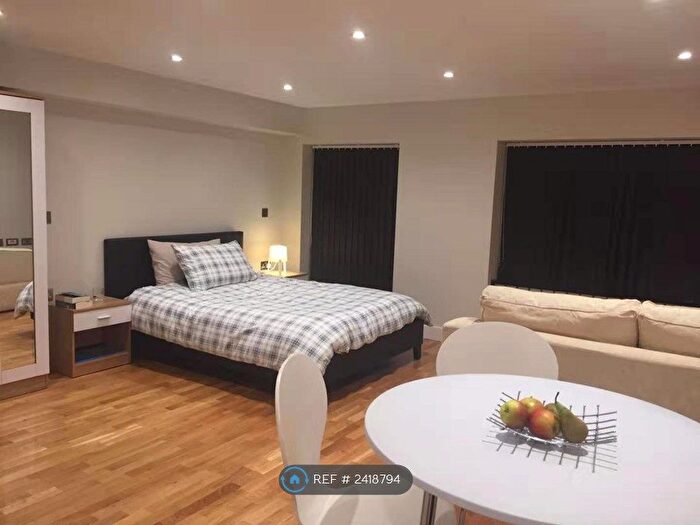 1 Bedroom Flat To Rent In Market Place, Reading, RG1