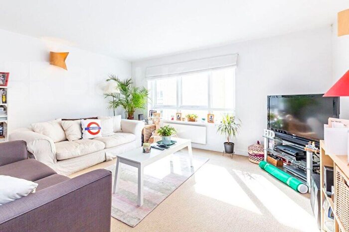 1 Bedroom Flat To Rent In Sussex Way, Holloway, N19