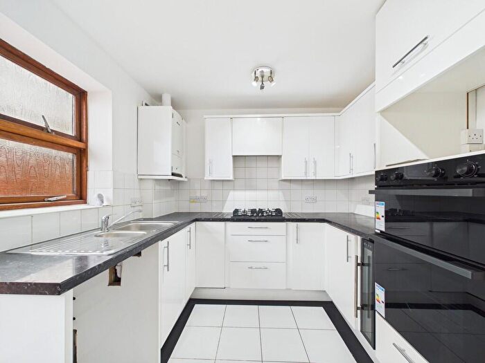 3 Bedroom Detached Bungalow To Rent In All Saints Road, Cheltenham, GL52