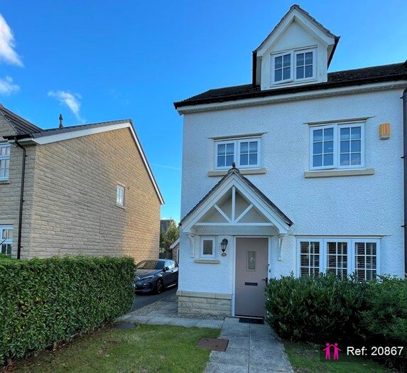 4 Bedroom Semi-Detached House To Rent In Bletchley Road, Horsforth, Leeds, LS18