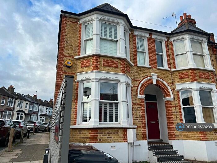 4 Bedroom End Of Terrace House To Rent In Manwood Road, London, SE4