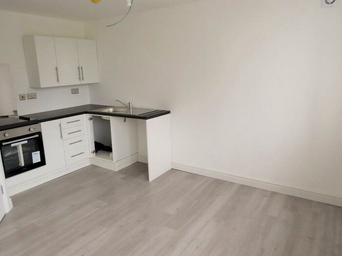 2 Bedroom Apartment To Rent In Coton Road, Nuneaton, Warwickshire, CV11